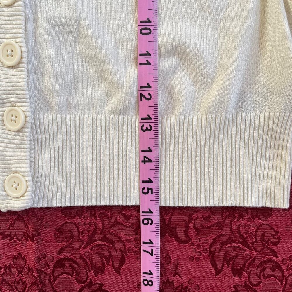 Retro Chic by Torrid Cottagecore Strawberry Cropped Cardigan Sweater Size 0 - Picture 10 of 16